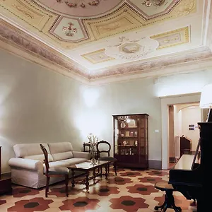 https://house-almadelena.it-tuscanyhotel.com