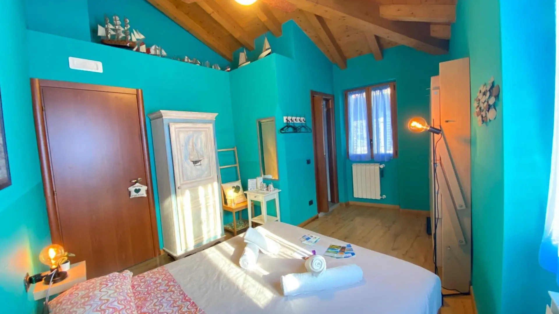 Bed and Breakfast La Casa Del Poeta Dervio Włochy