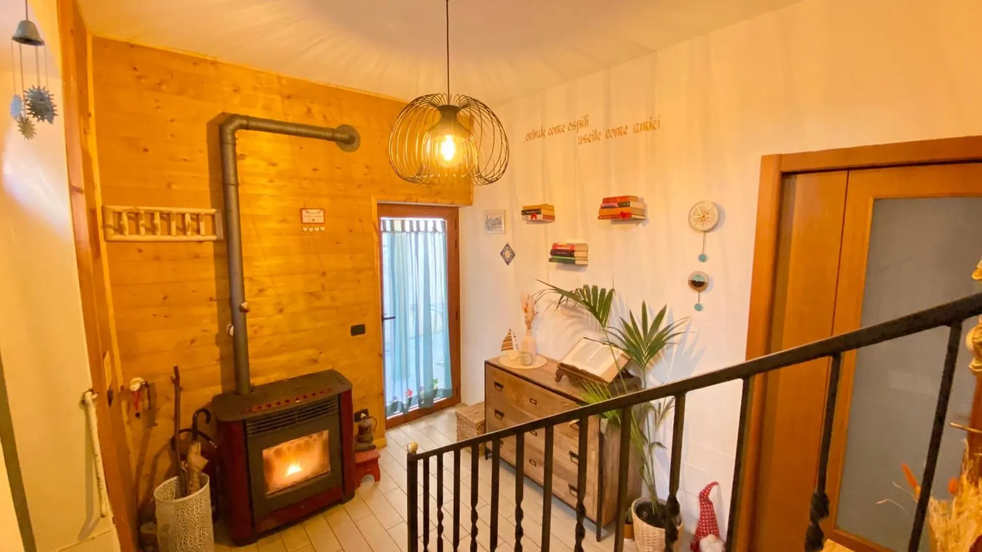 Bed and Breakfast La Casa Del Poeta Dervio 0*,